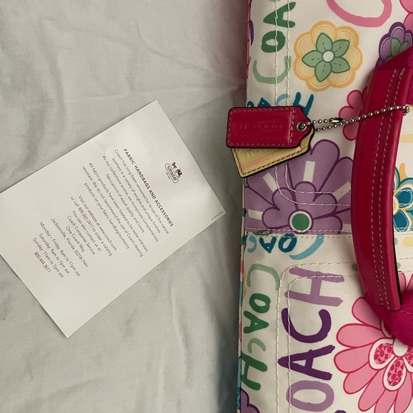 COACH Diaper bag. Large. Floral - Picture 5 of 12